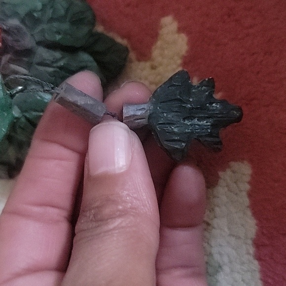 Strawberry shelf sitter 4" tall x 3 inches - Picture 6 of 11